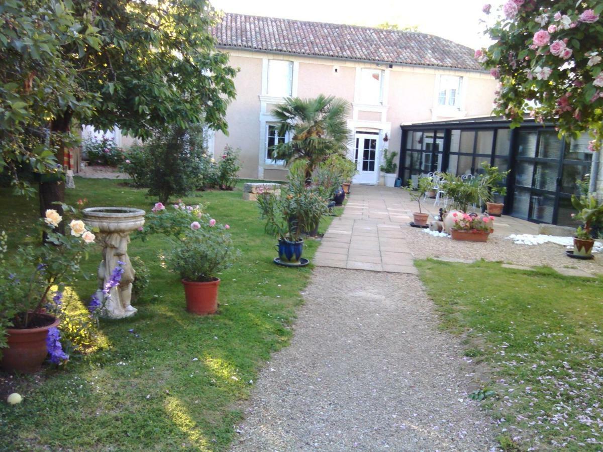 La Rosaliere Bed & Breakfast Chabournay Екстериор снимка