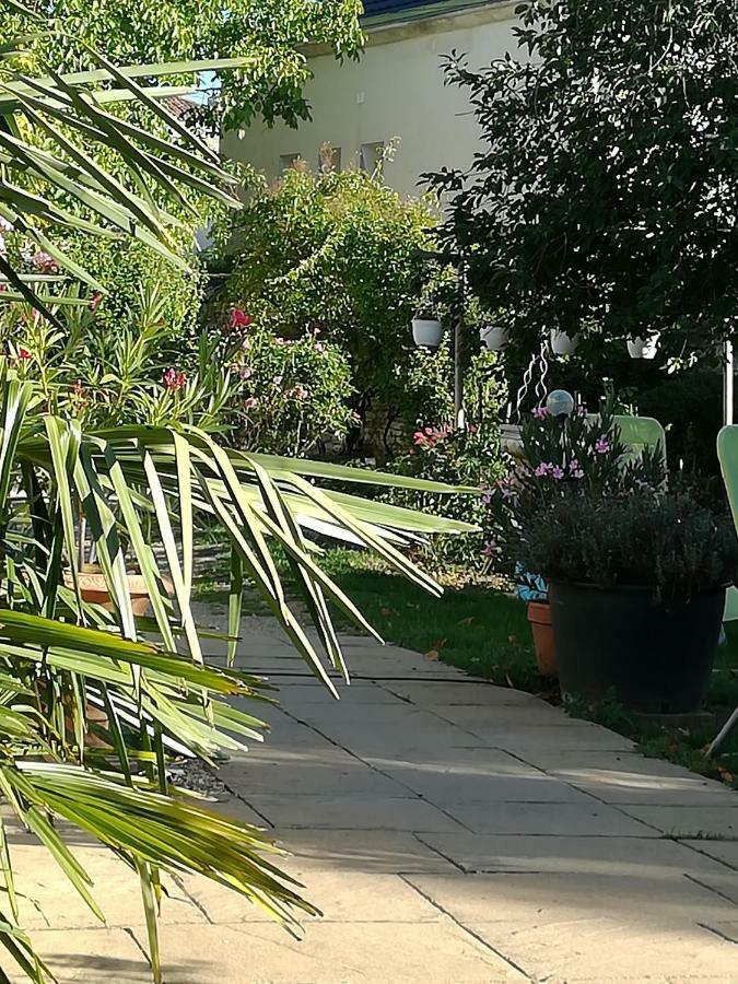 La Rosaliere Bed & Breakfast Chabournay Екстериор снимка